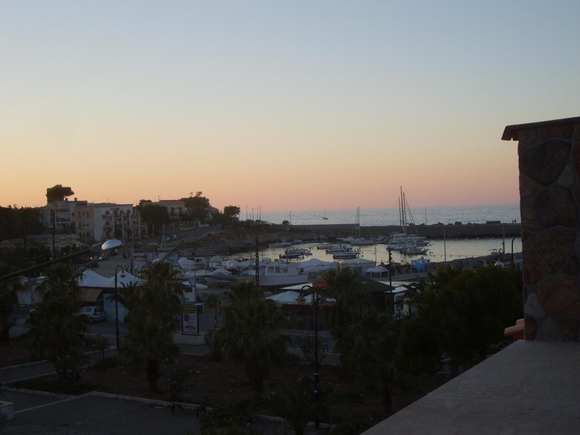 Casa Vacanze Laura Isola delle Femmine Bagian luar foto